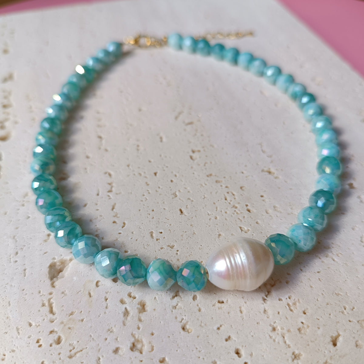 OCEAN SHIMMER necklace